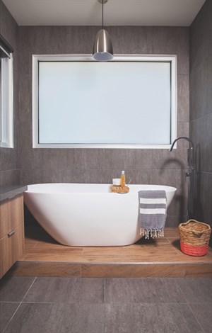 Frosted Windows In Bathroom Over Tub Frosted Windows In Bathroom Over Tub