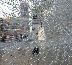 Anti Theft Window Tint Cracked Glass Without Tint Protection